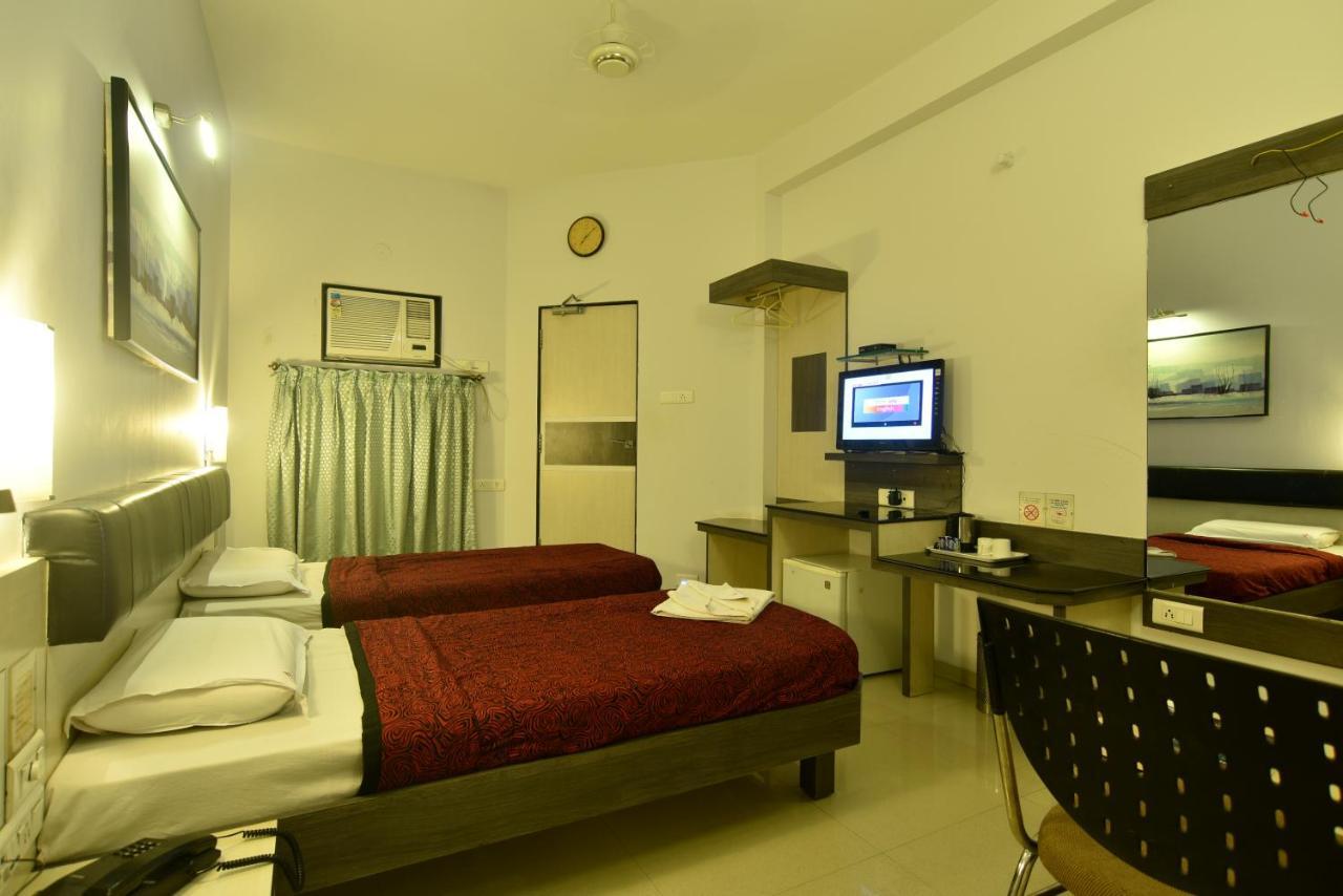 Panchavati Elite Inn Nashik Eksteriør billede
